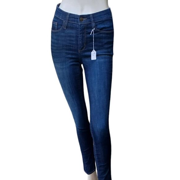 624320....Universal Thread Skinny Jeans Size 00/24R, 8" Rise - Picture 2 of 5